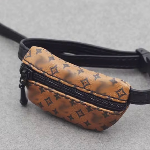 Cute Plush Floral Fanny Pack - Picture 5 of 8